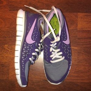 🎁 Nike Free Run Sneakers